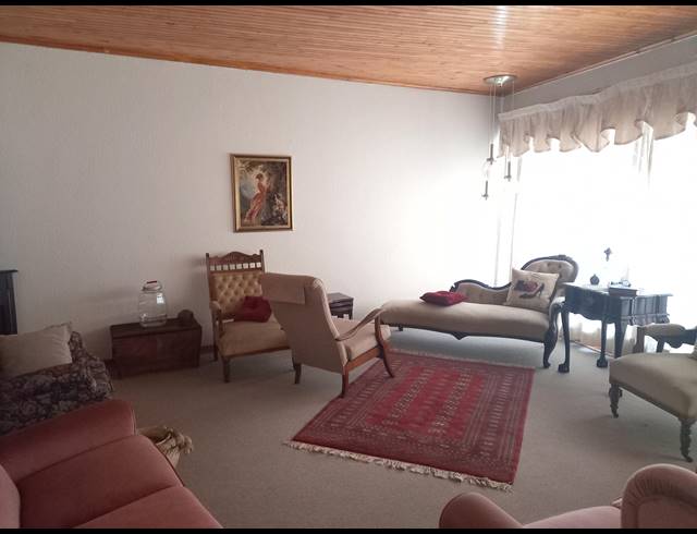 4 BEDROOM HOUSE FOR SALE IN VANDERBIJLPARK SW
